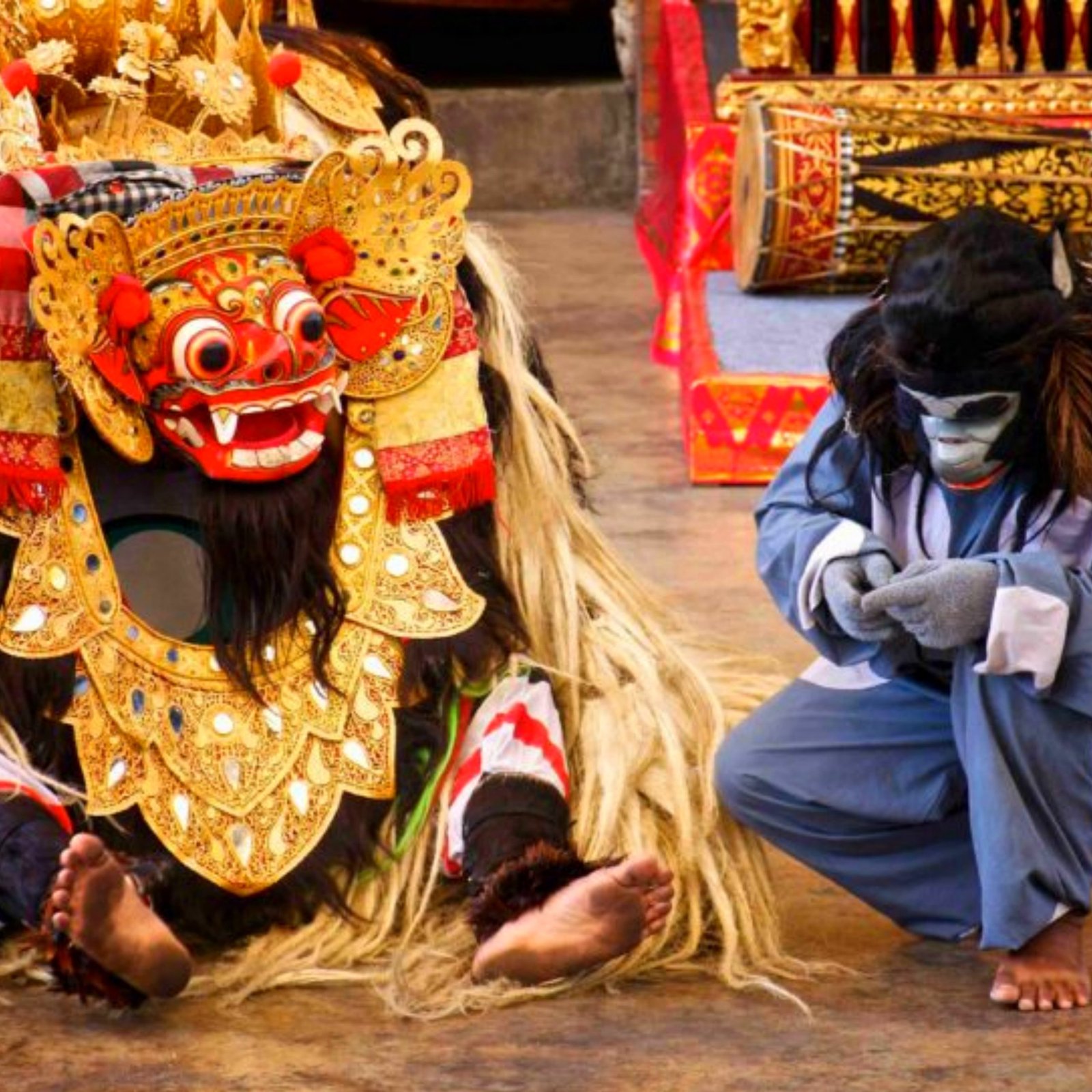 Day 2: Mythical Creatures & Safari Adventure