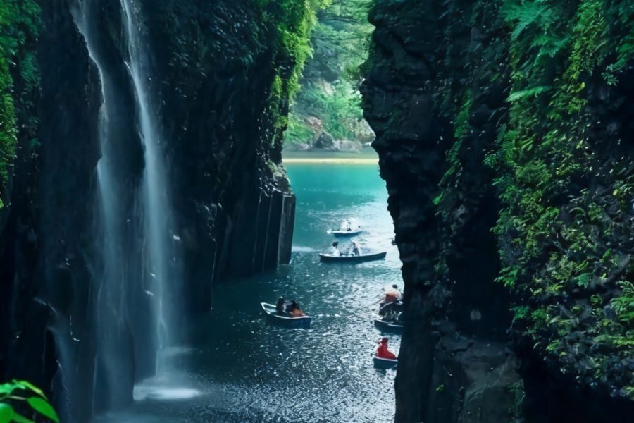 Discover Kyushu: 10-Day Cultural Heritage & Natural Wonders